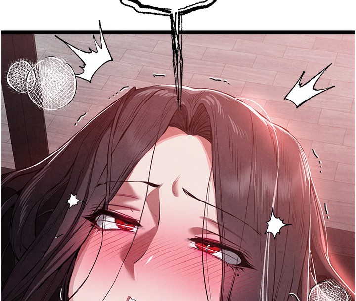 初次深交，請多指教第85話-跪著服務主人的母狗