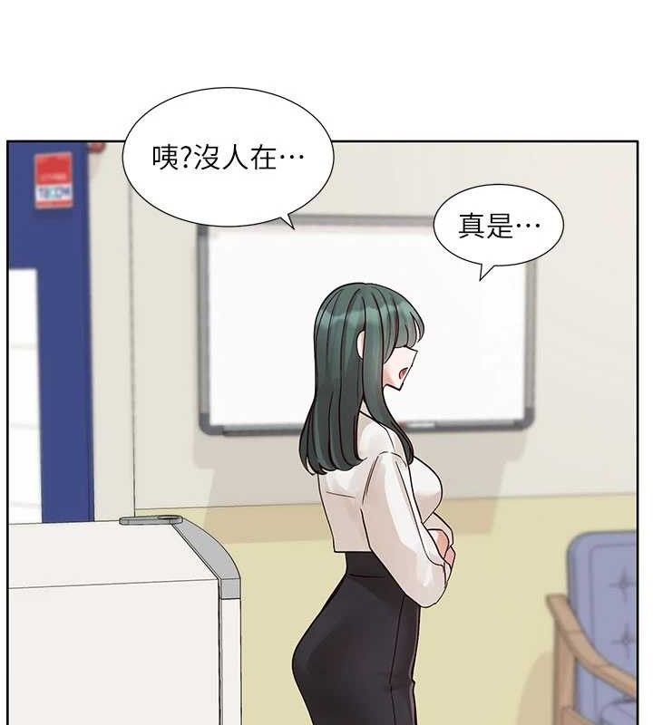 《社团学姊》第217话-白佳贞&amp;陈钰琳和教授共享肉棒
