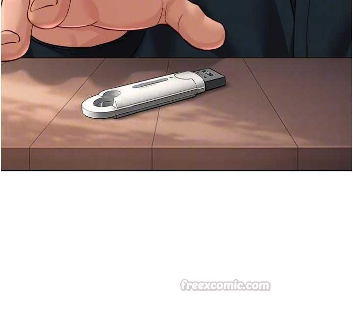 鲁蛇社畜的金手指第69話-備品室出現神秘女子