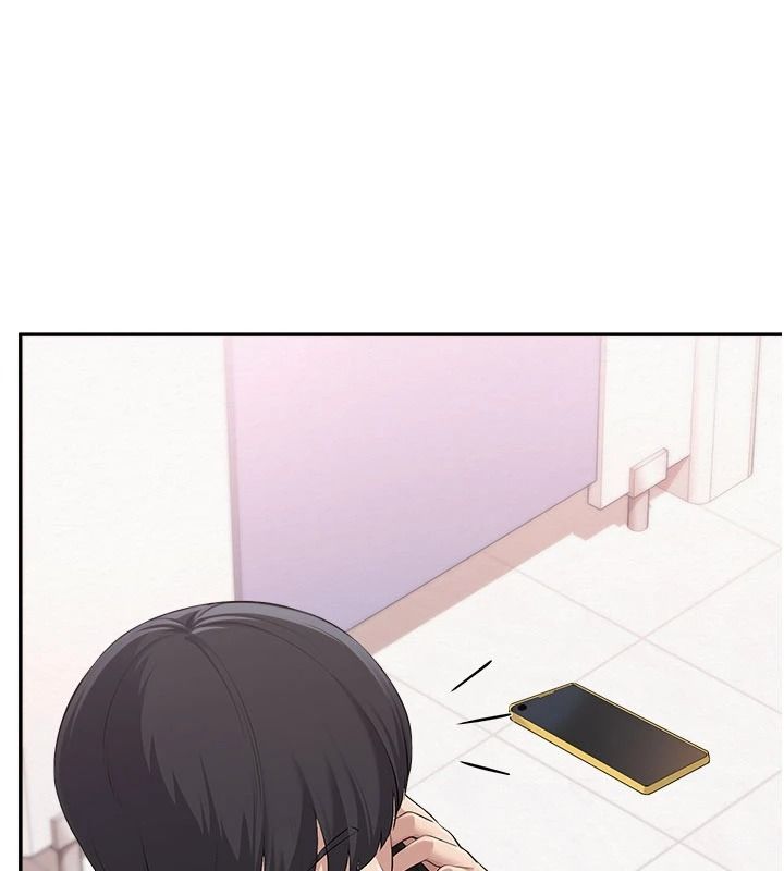 校園成人禮第57話-躲在男廁親密接觸