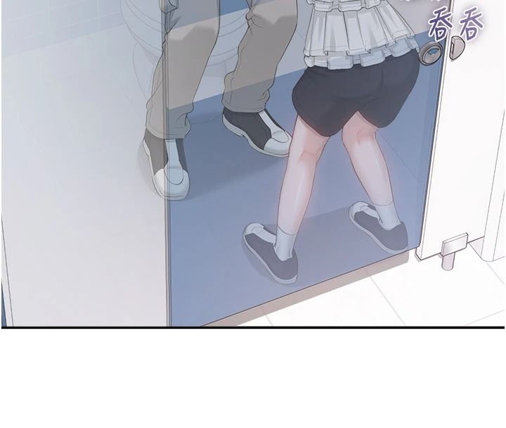 校園成人禮第57話-躲在男廁親密接觸
